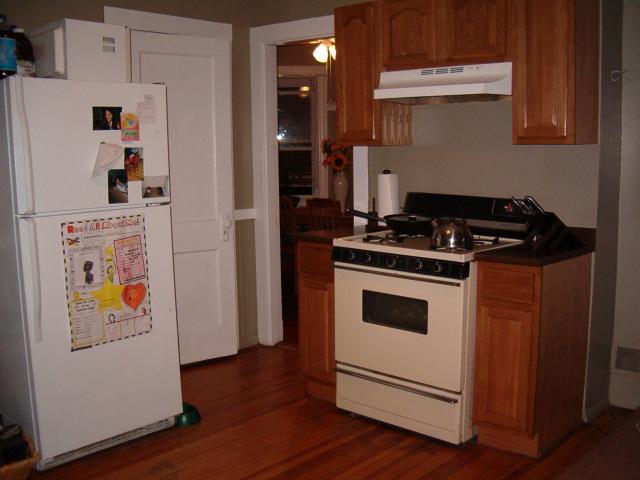 2 bed, 1 bath apartment for rent at 385 Pond Ave, Brookline