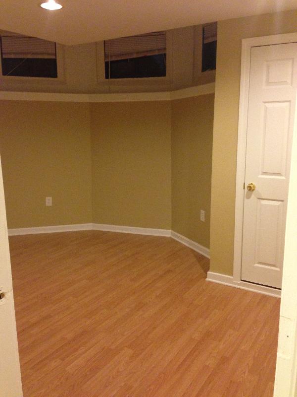 3 bed, 1 bath apartment for rent at 69 Quint Ave Unit B, Allston — photo 5 of 7