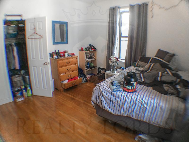 4 bed, 2 bath apartment for rent at 11 Cummings Rd Unit 6, Brighton — photo 5 of 9