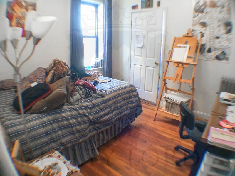4 bed, 2.5 bath apartment for rent at 33 Egremont Rd Unit 2, Brighton — photo 26 of 29