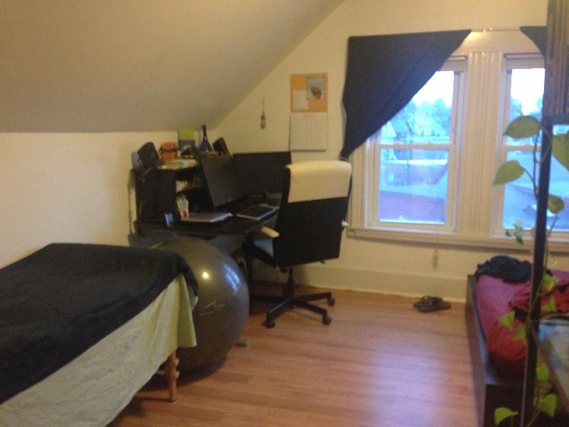 3 bed, 1 bath apartment for rent at 39 Porter Rd, Porter Square — photo 9 of 12