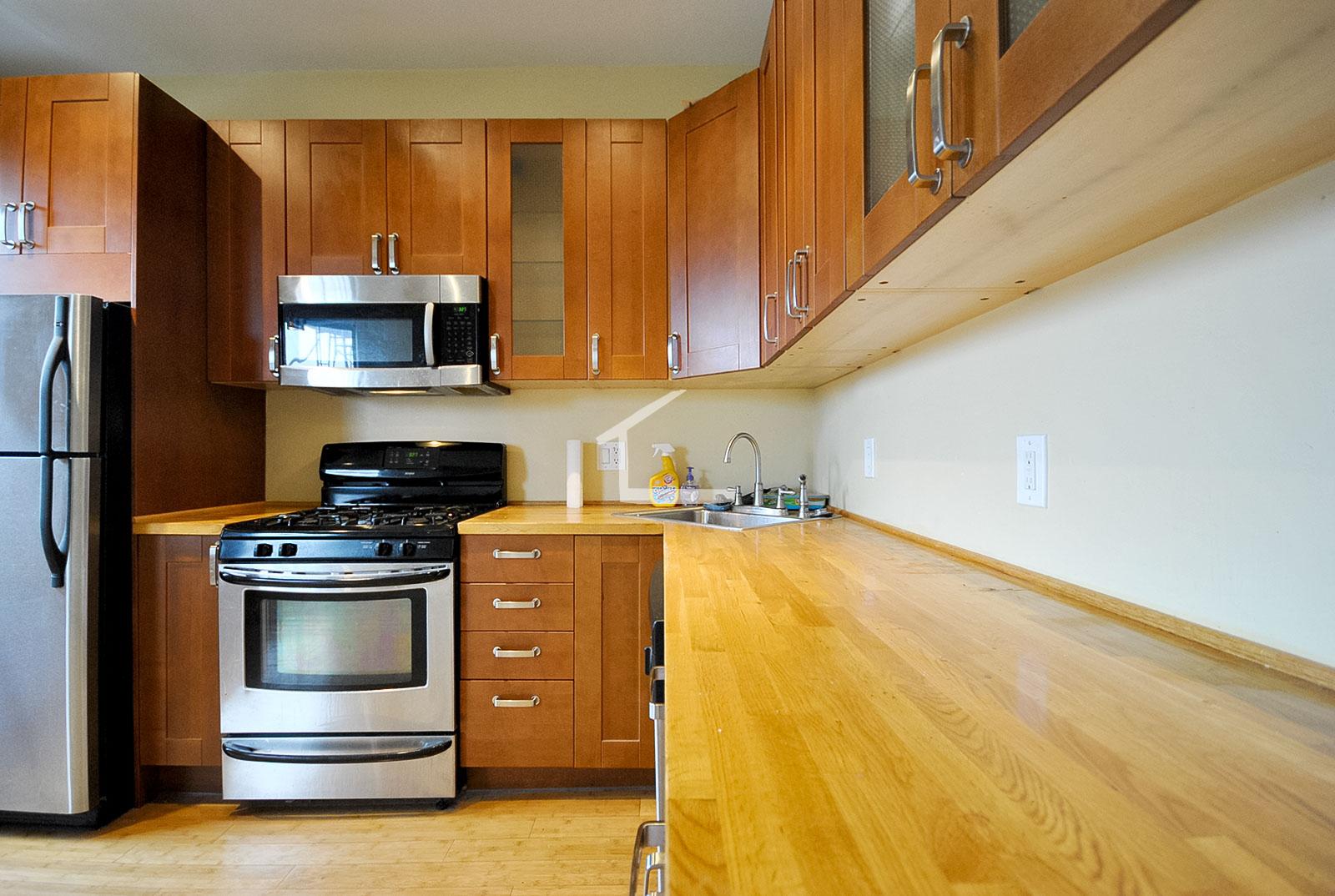 2 bed, 1 bath apartment for rent at 9 Cortes Unit 2, Back Bay — photo 3 of 9