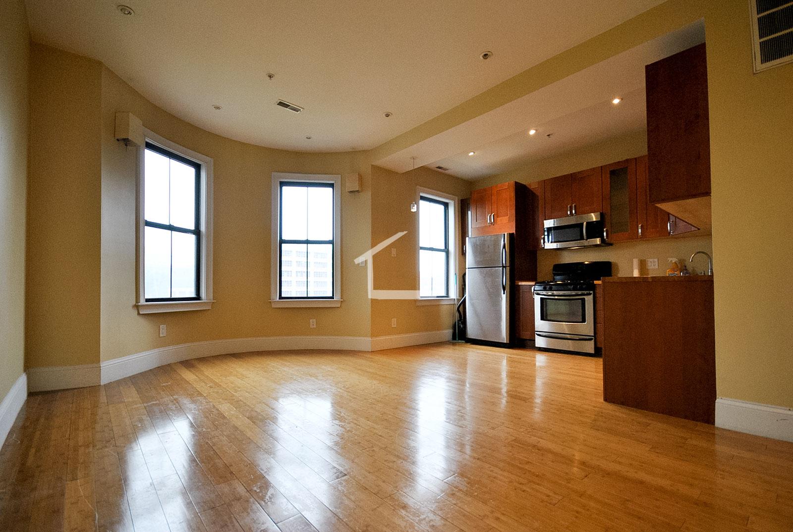 2 bed, 1 bath apartment for rent at 9 Cortes Unit 2, Back Bay — photo 2 of 9