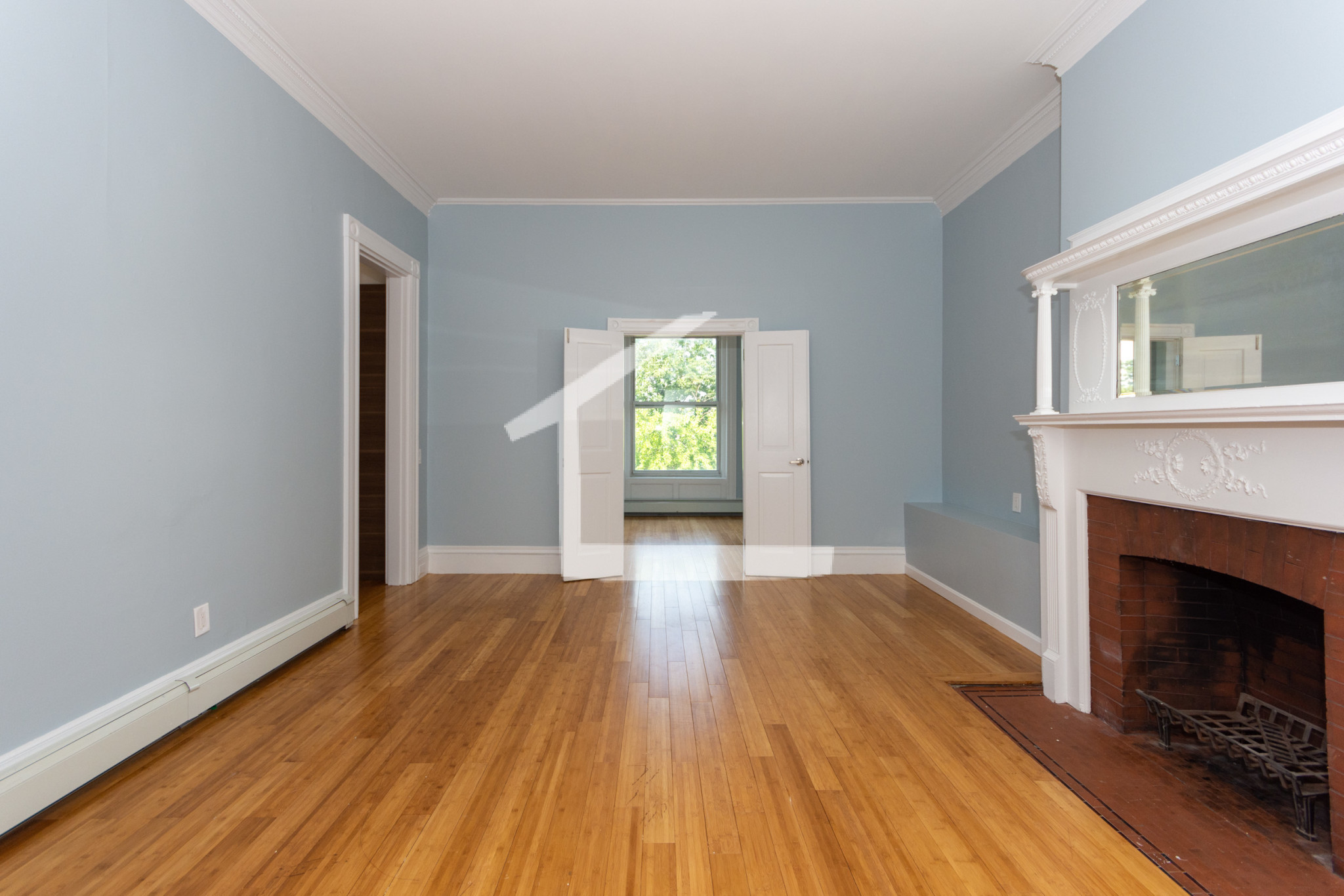 3 bed, 2 bath apartment for rent at 12 Bay State Rd Unit 2, Fenway — photo 5 of 12