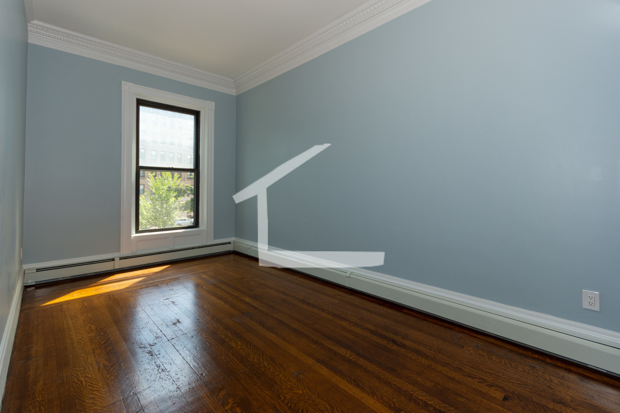 3 bed, 2 bath apartment for rent at 12 Bay State Rd Unit 2, Fenway — photo 11 of 12