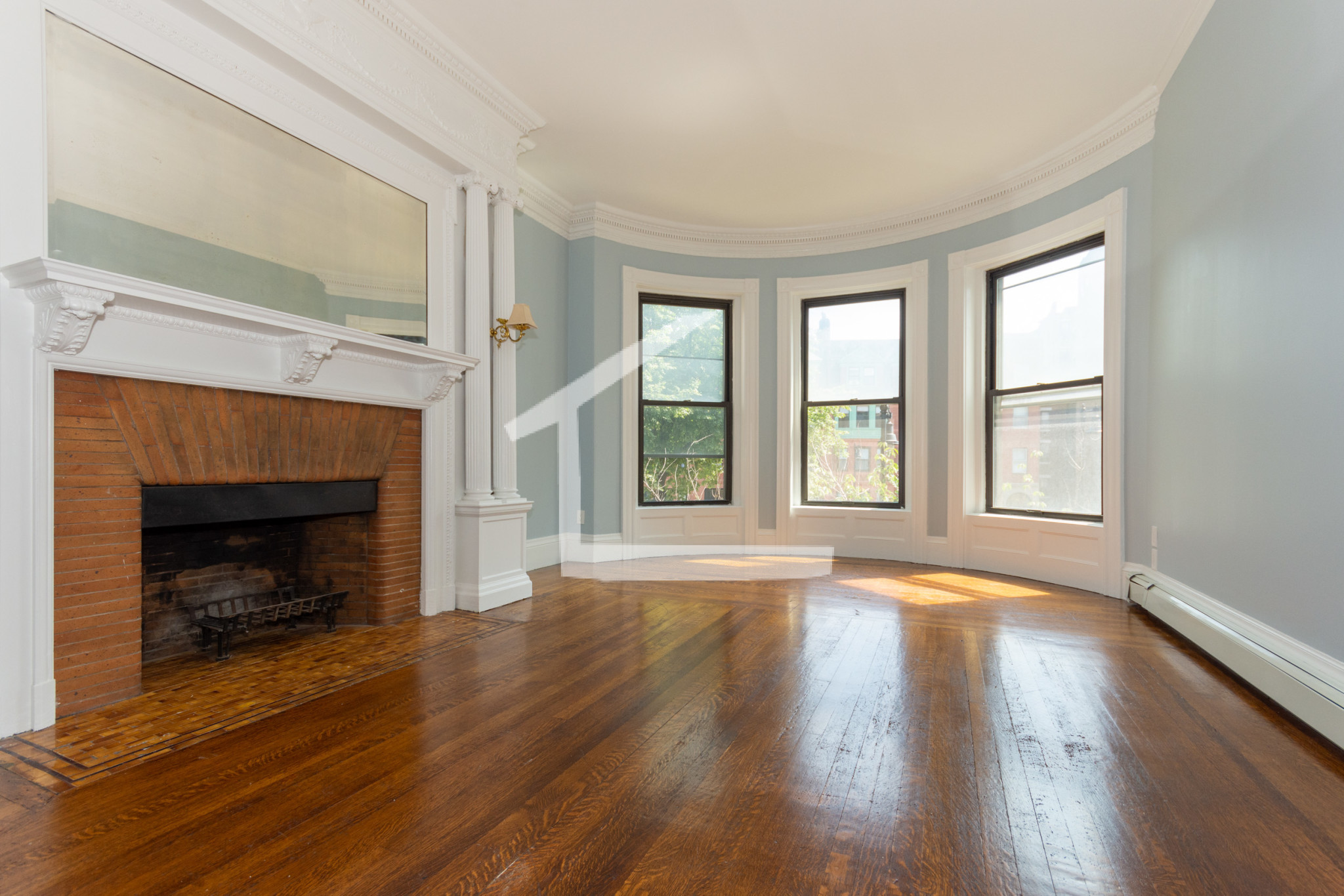 3 bed, 2 bath apartment for rent at 12 Bay State Rd Unit 2, Fenway