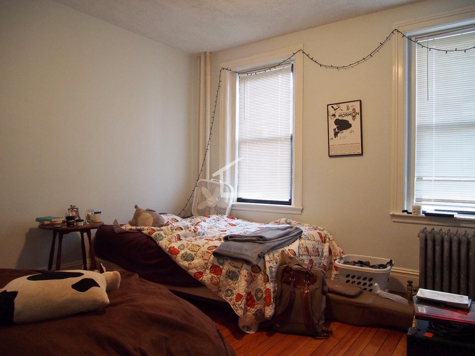 18 Glenville Ave, Allston