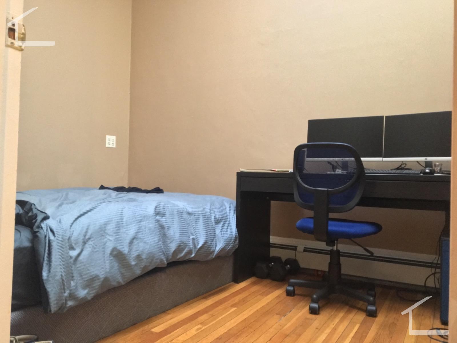2 bed, 1 bath apartment for rent at 12 Bay State Rd Unit 4F, Fenway — photo 5 of 6