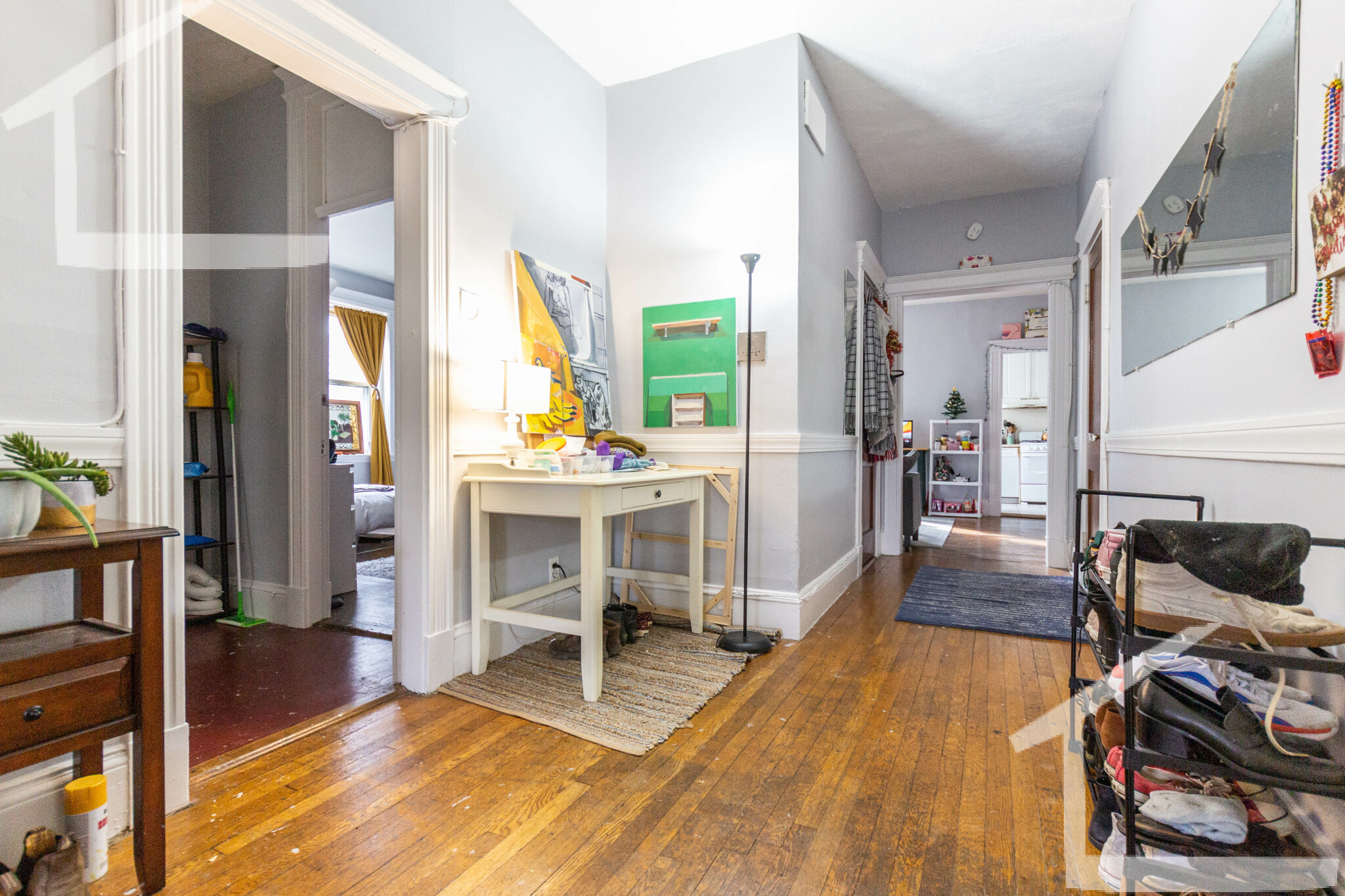 4 bed, 2 bath apartment for rent at 32 Park Vale Ave Unit 5, Allston — photo 2 of 9