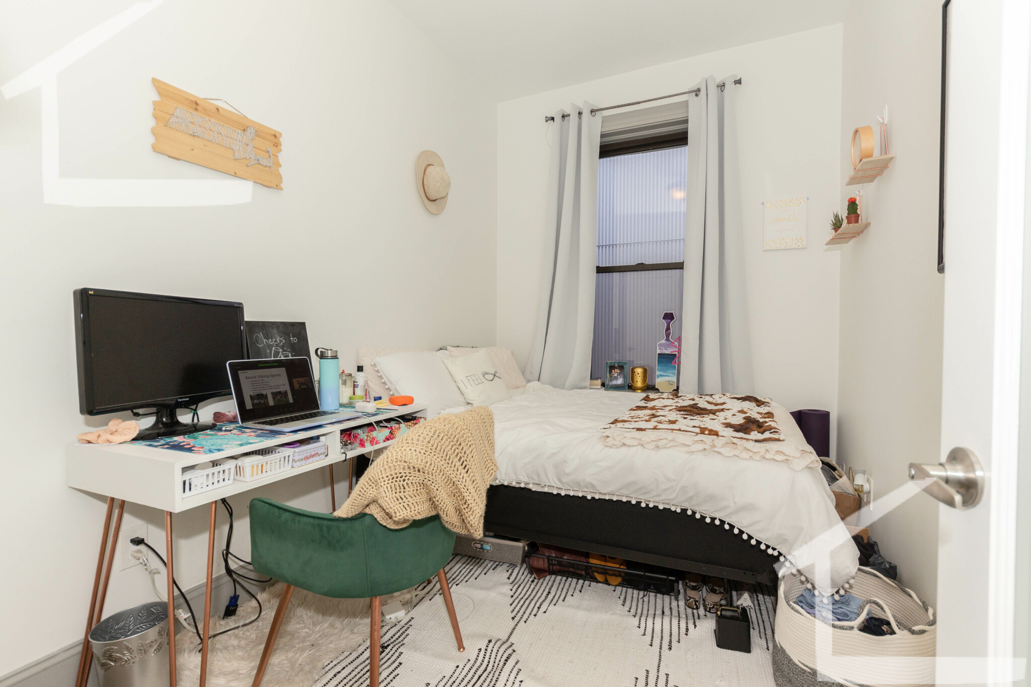 11 Belvidere St, Back Bay