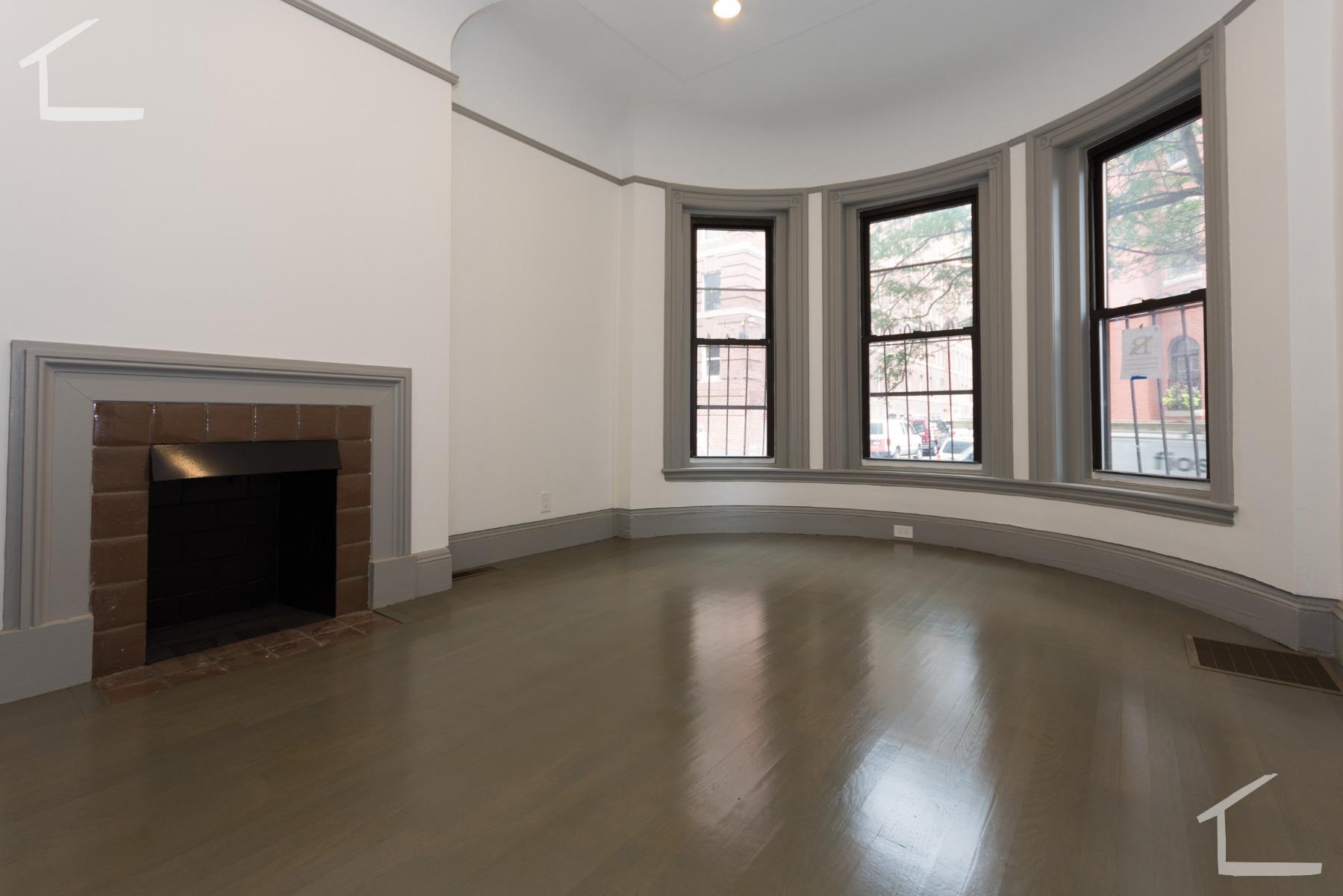 11 Belvidere St, Back Bay