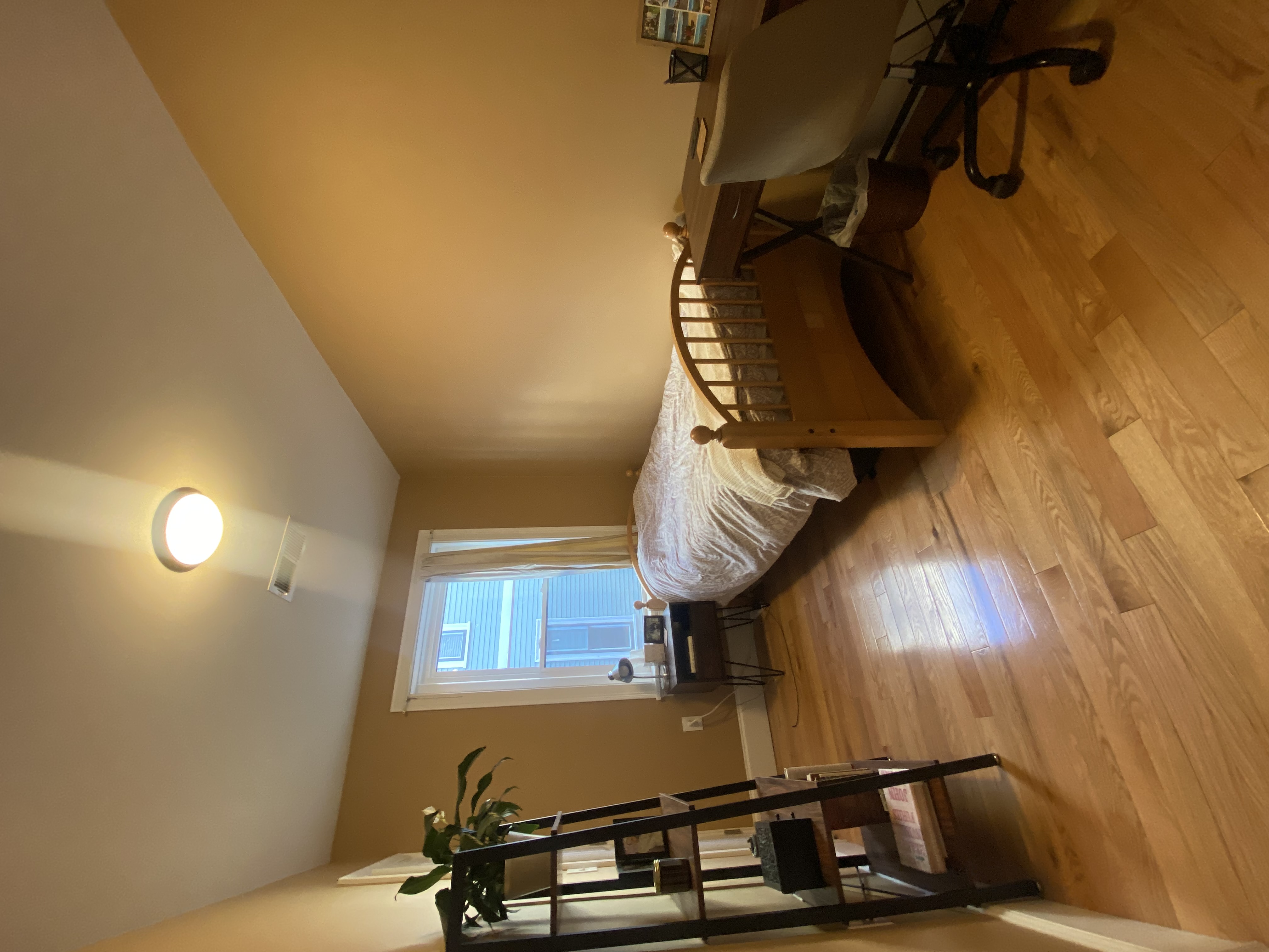 4 bed, 2 bath apartment for rent at 32 Linden St Unit 3, Brookline Village — photo 6 of 10