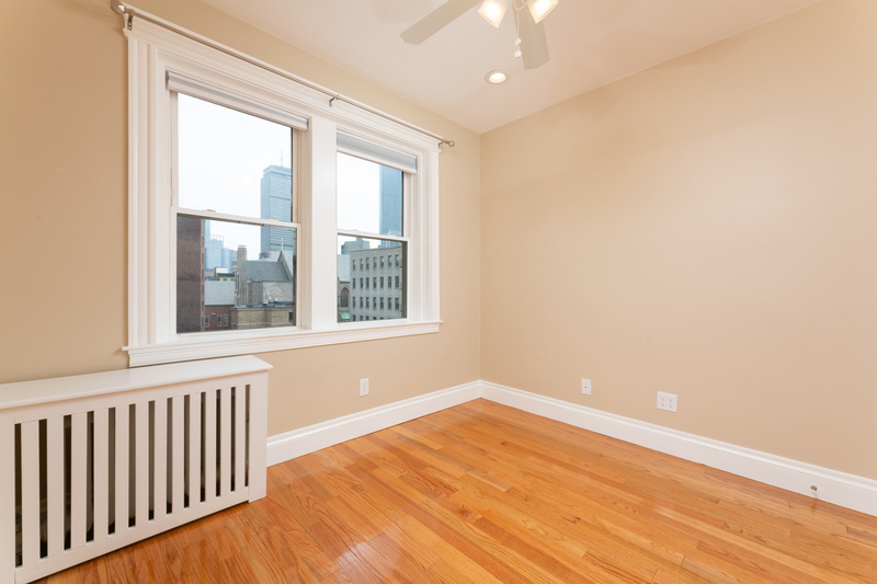 3 bed, 1 bath apartment for rent at 56 Charlesgate East Unit 145A, Fenway — photo 4 of 7