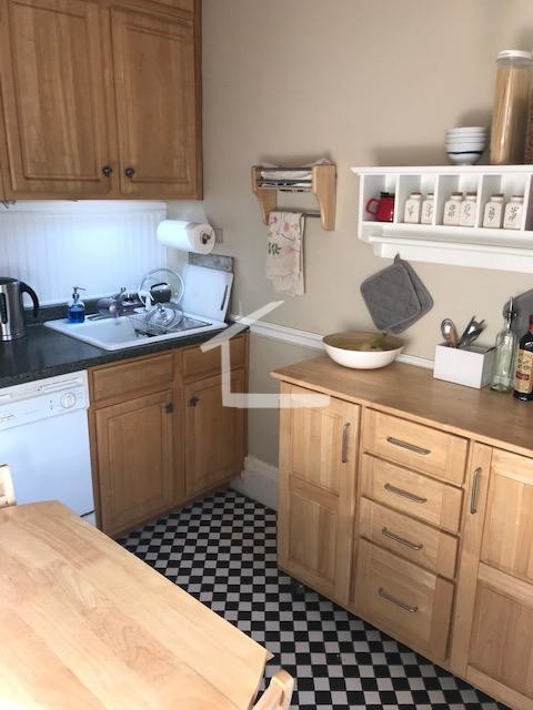 1091 Boylston St, Fenway