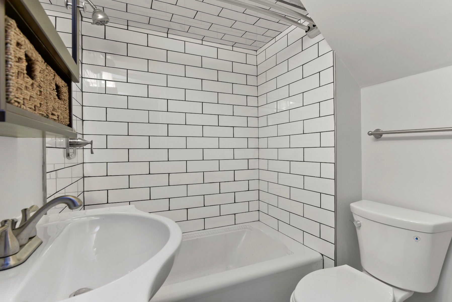 41 Highland Park Ave, Roxbury