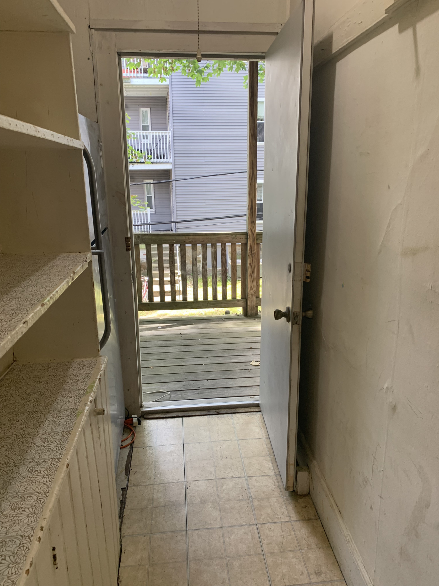 4 bed, 1 bath apartment for rent at 26 Darling St Unit 4, Mission Hill — photo 14 of 15