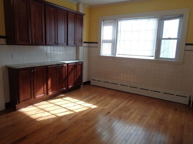 3 bed, 1 bath apartment for rent at 23-25 Gorham St Unit 1, Davis Square — photo 13 of 23