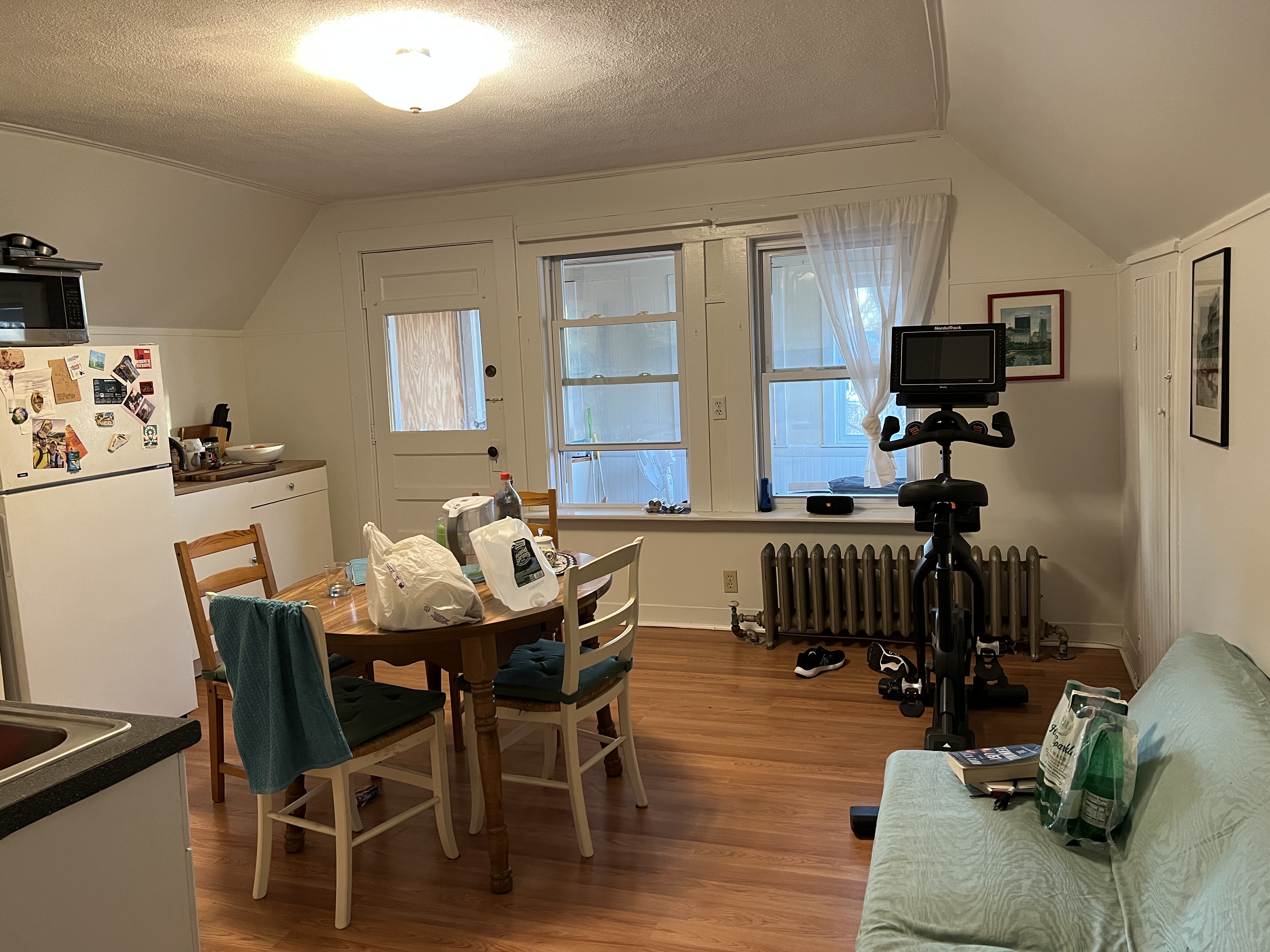 1 bed, 1 bath apartment for rent at 23 25 Gorham St Unit 3, Ball Square — photo 2 of 10
