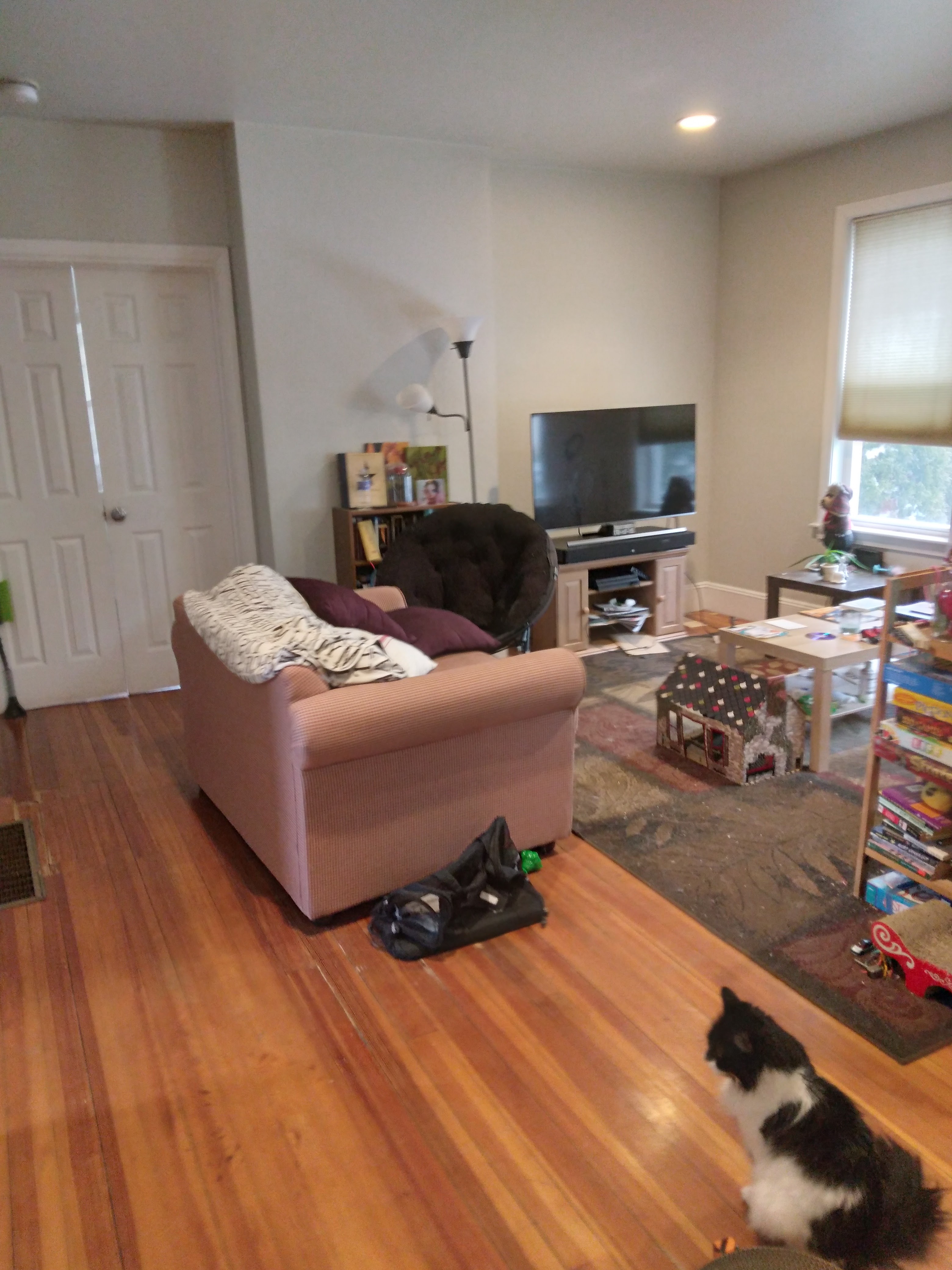 11 Glenway St, Roxbury