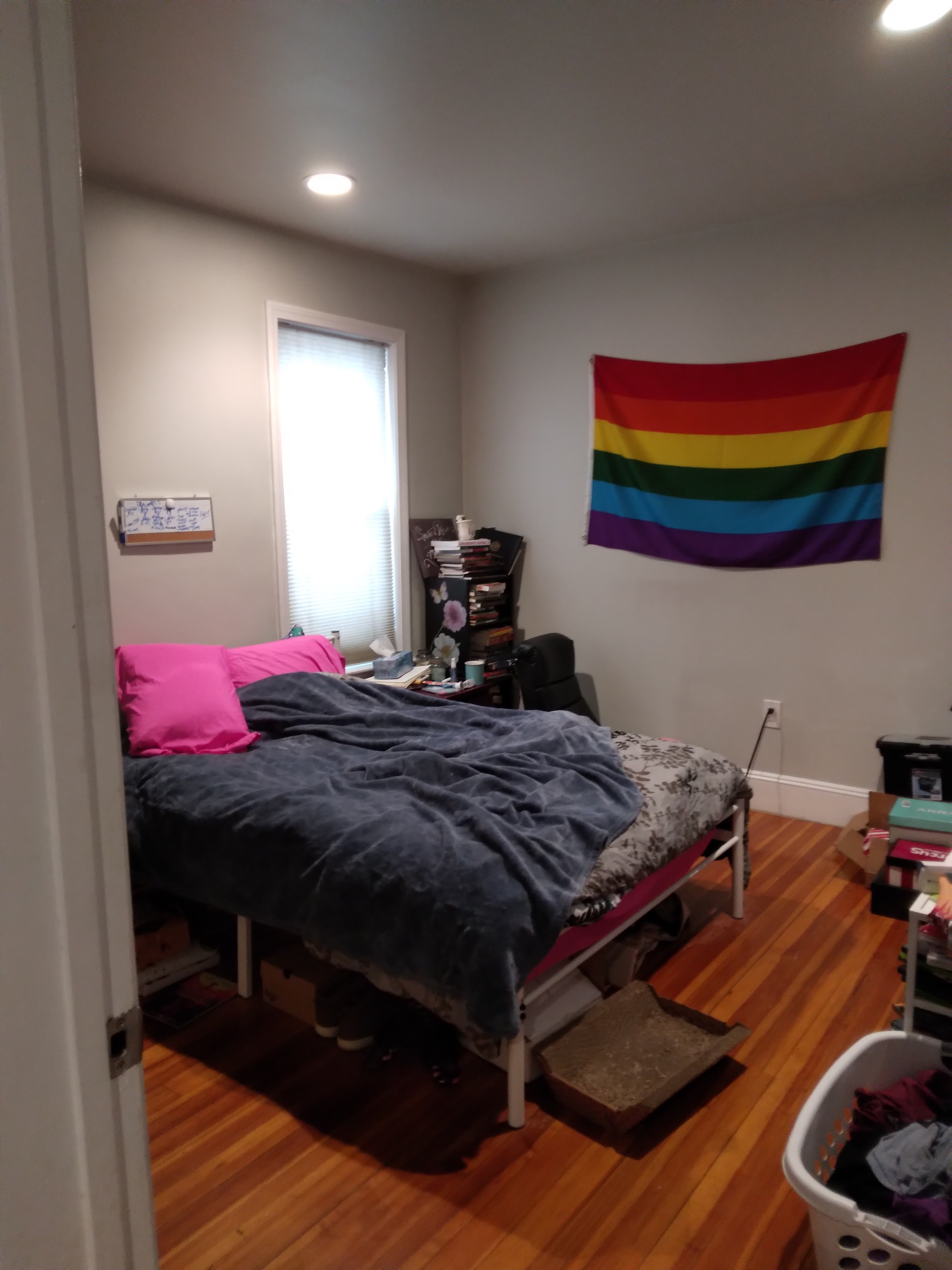 11 Glenway St, Roxbury