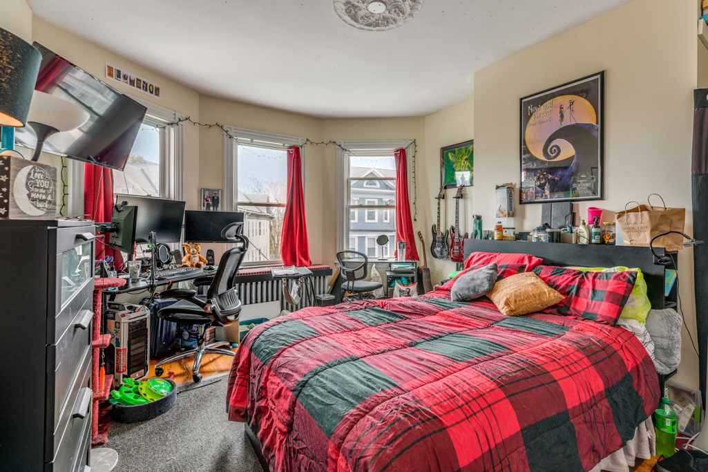 Photo 3 of 121 Calumet Unit 2