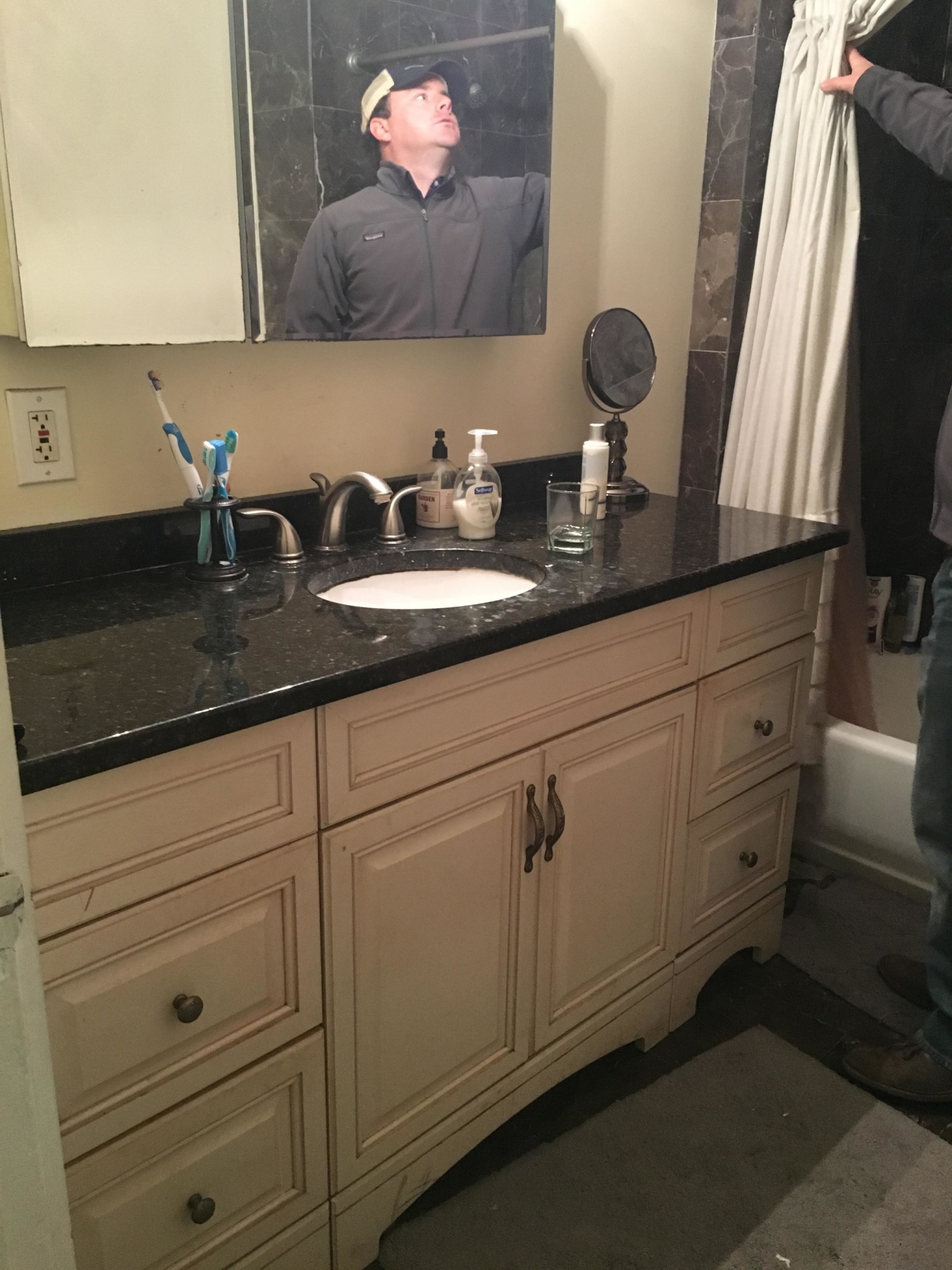 94 Hillside St, Mission Hill