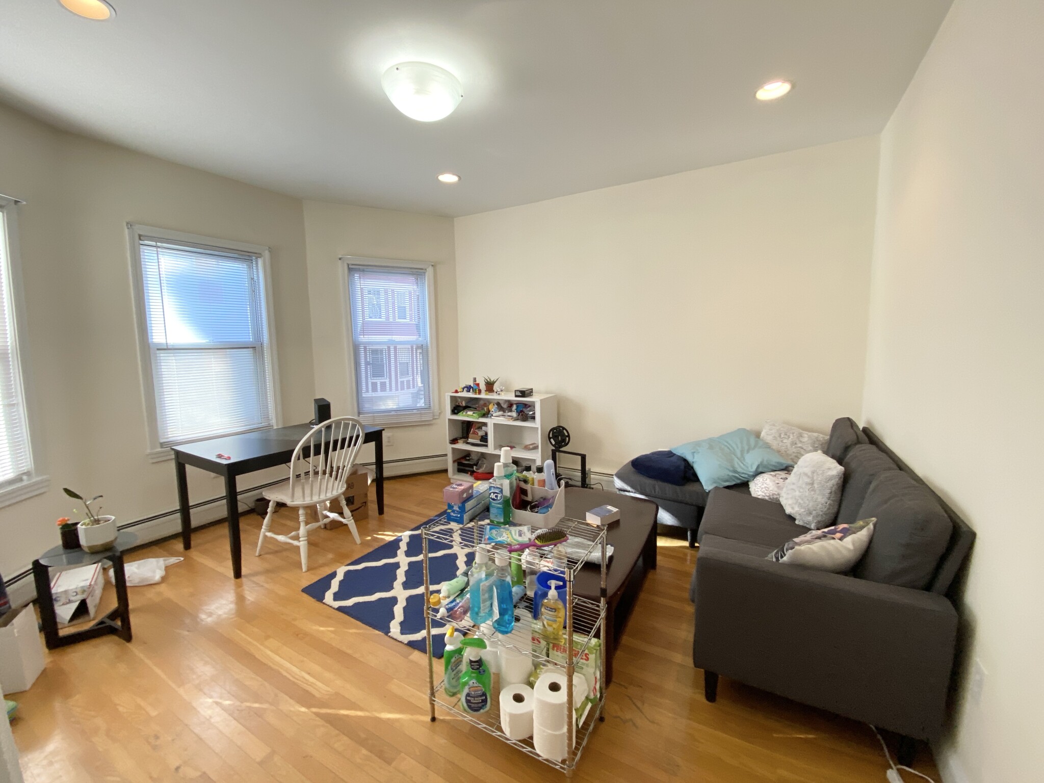 143 Hillside St, Mission Hill