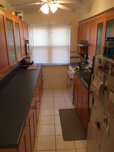 Beautiful apartment 2 minutes to SJU! Heat and hot water incl!