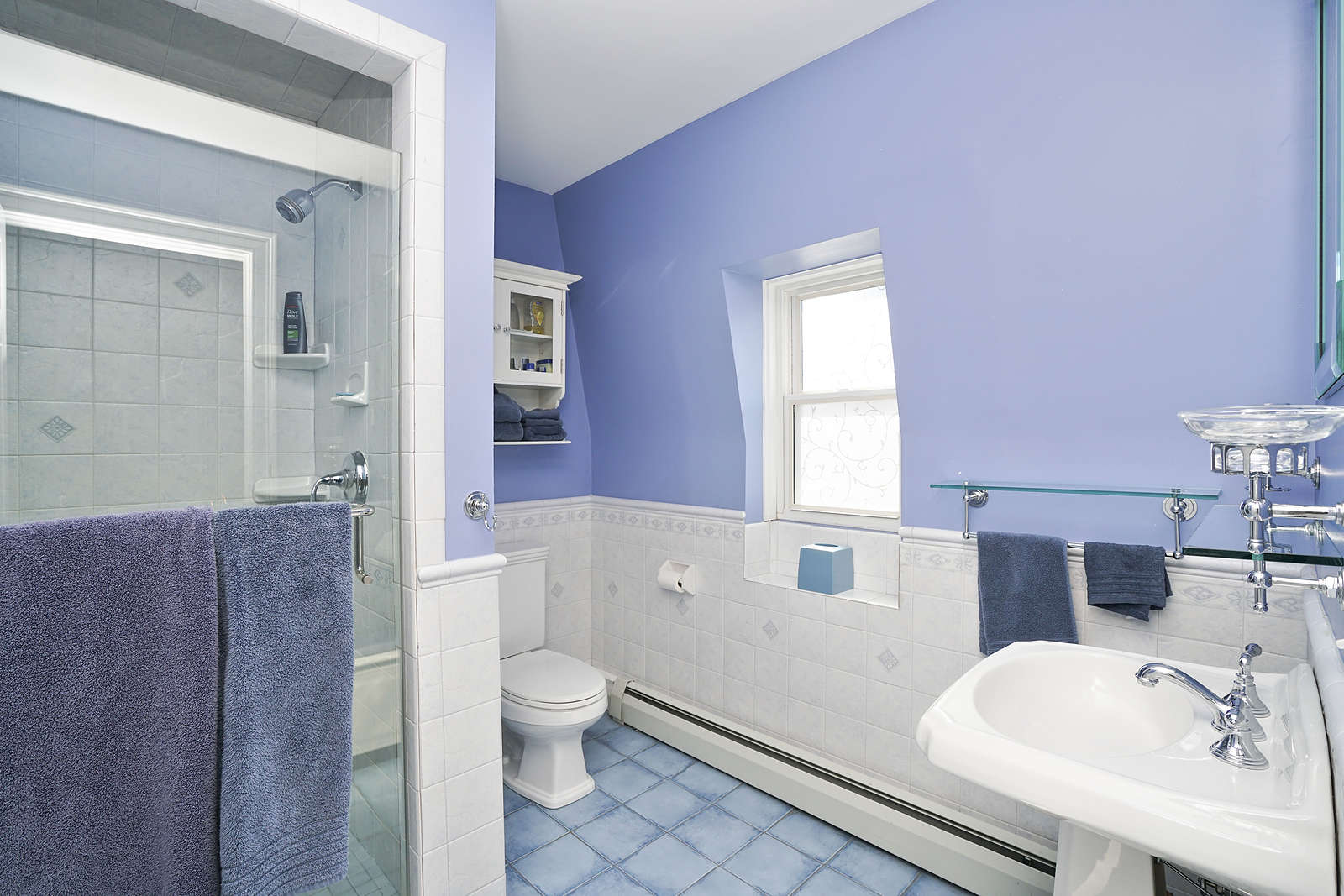 8 Centre St, Roxbury