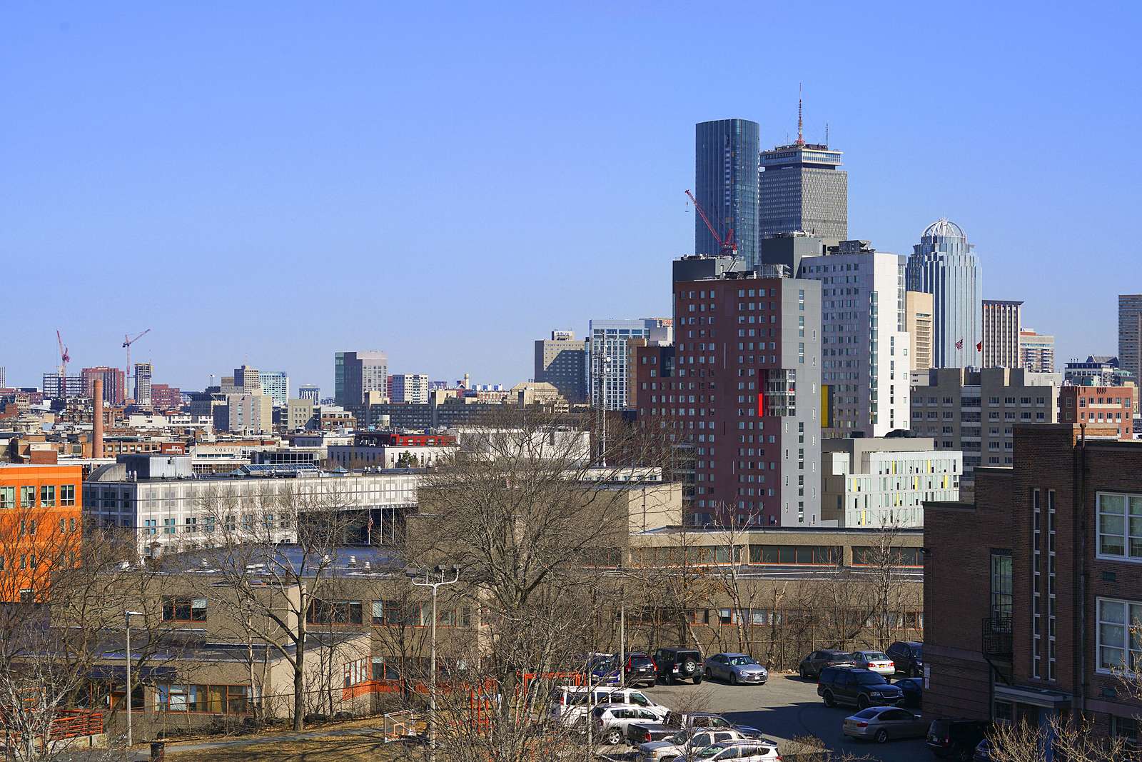 8 Centre St, Roxbury