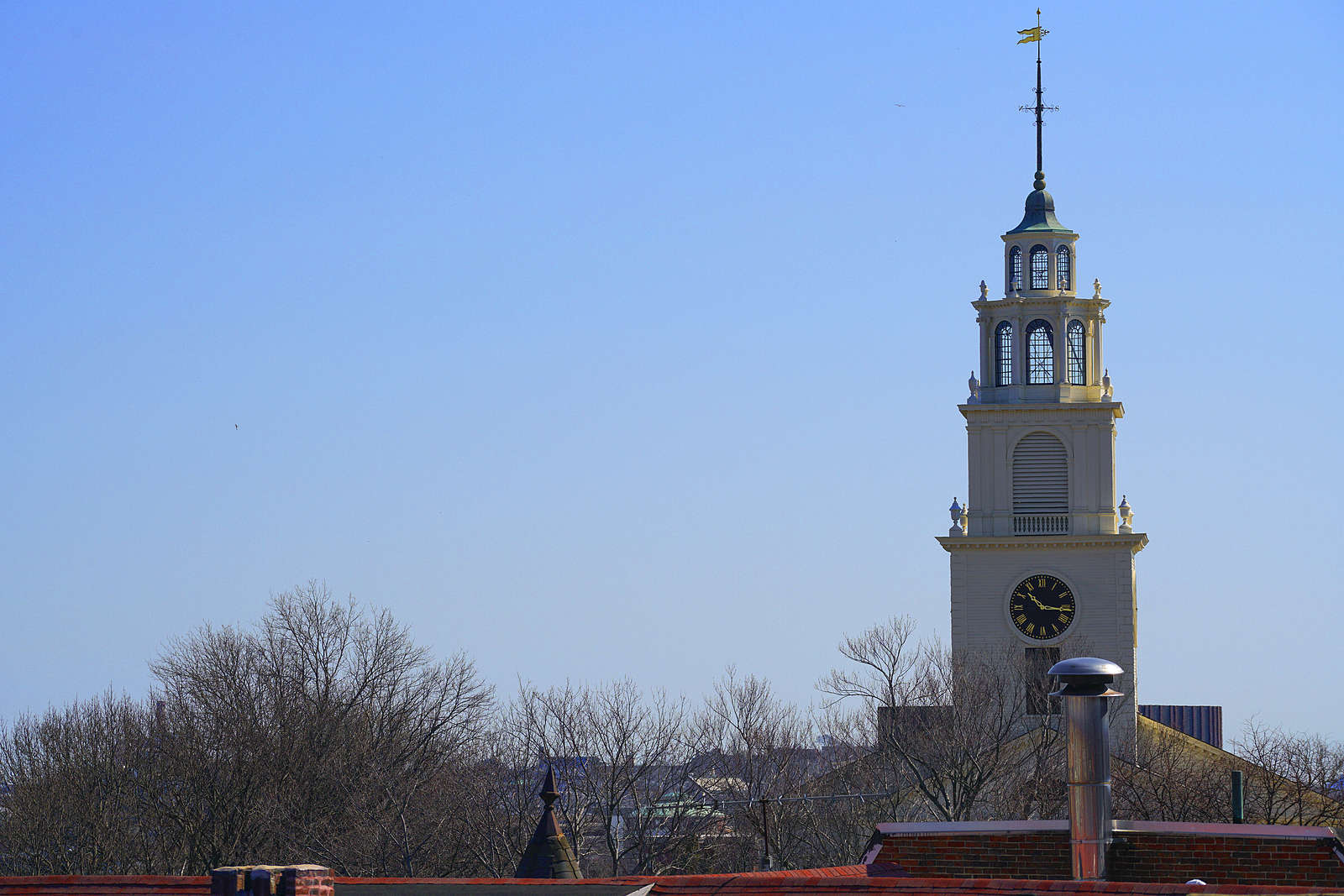 8 Centre St, Roxbury