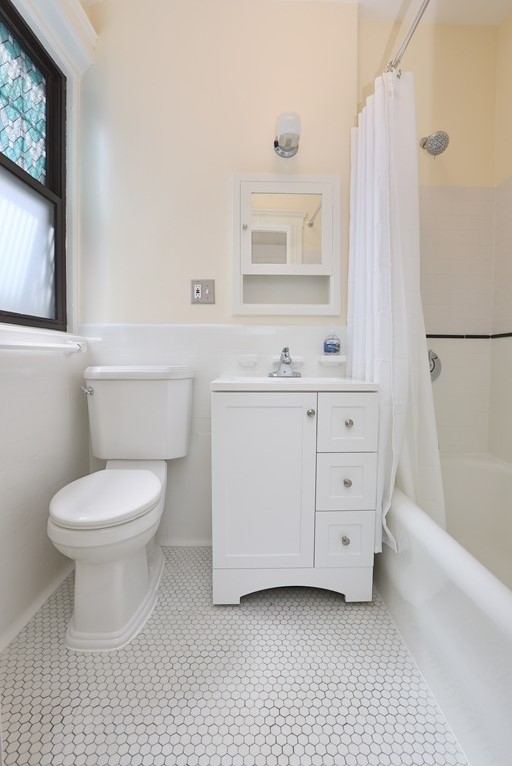 189 Chestnut Hill Ave, Brighton