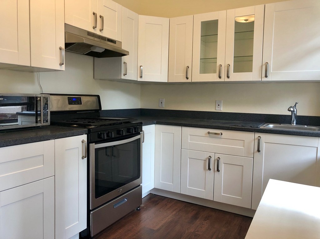 189 Chestnut Hill Ave, Brighton