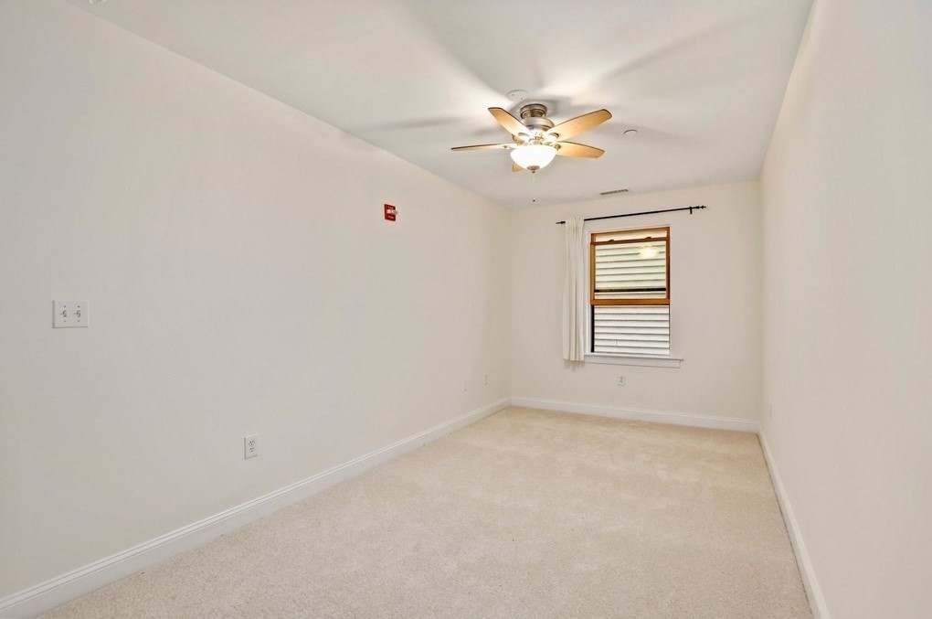 327 Centre St, Jamaica Plain