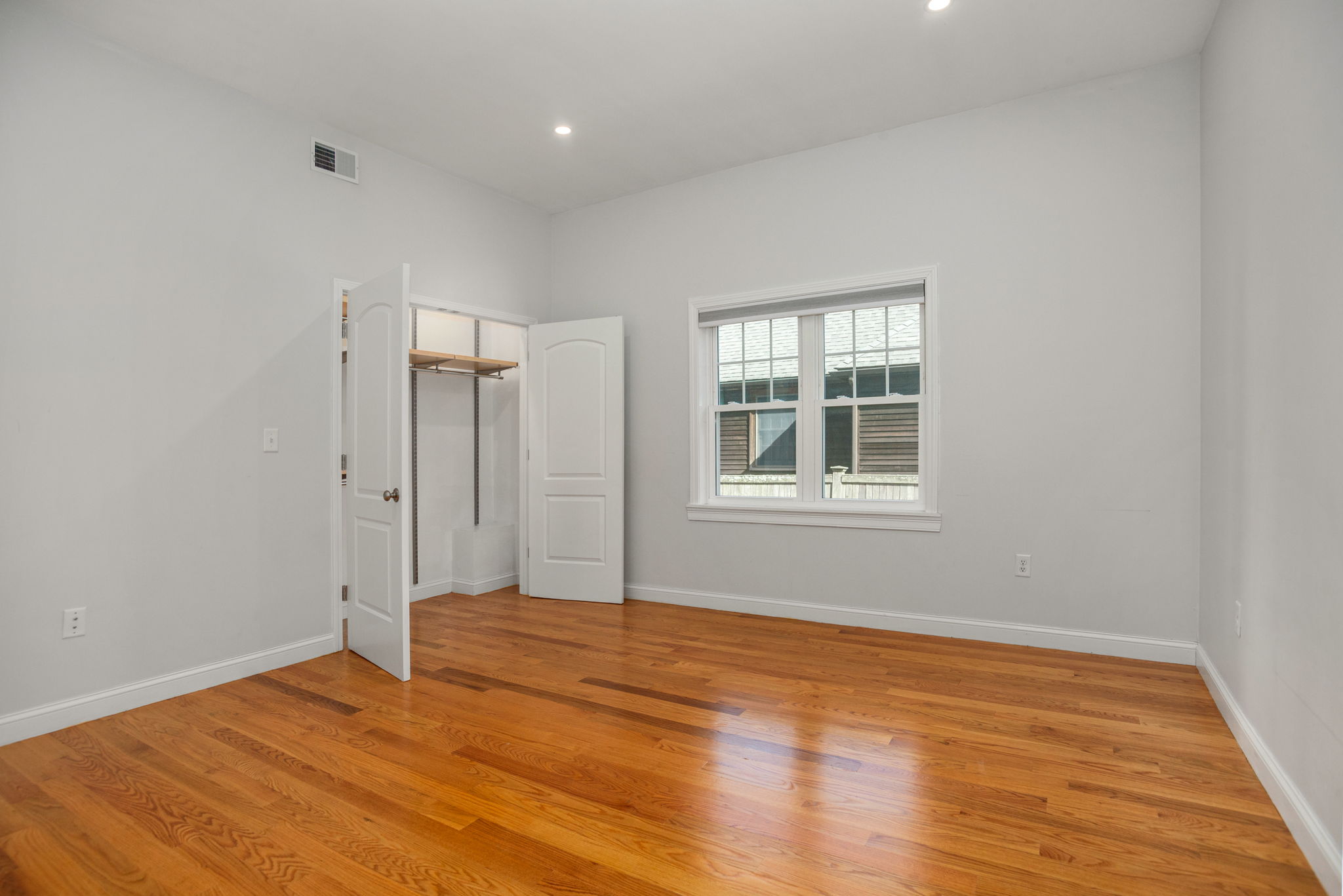 54 Evergreen Ave, Auburndale