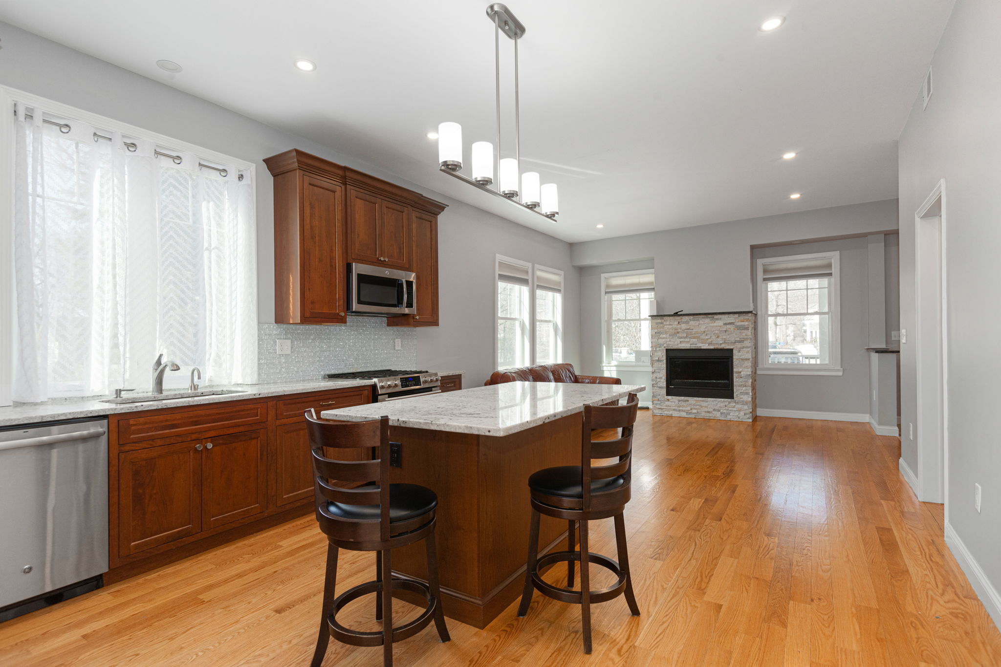 54 Evergreen Ave, Auburndale