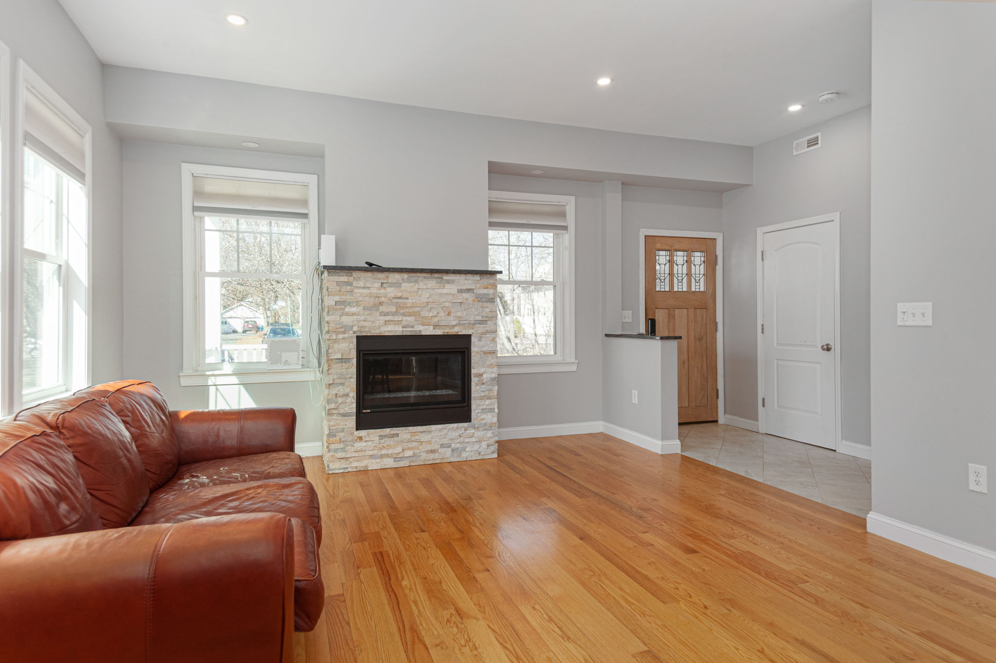 54 Evergreen Ave, Auburndale