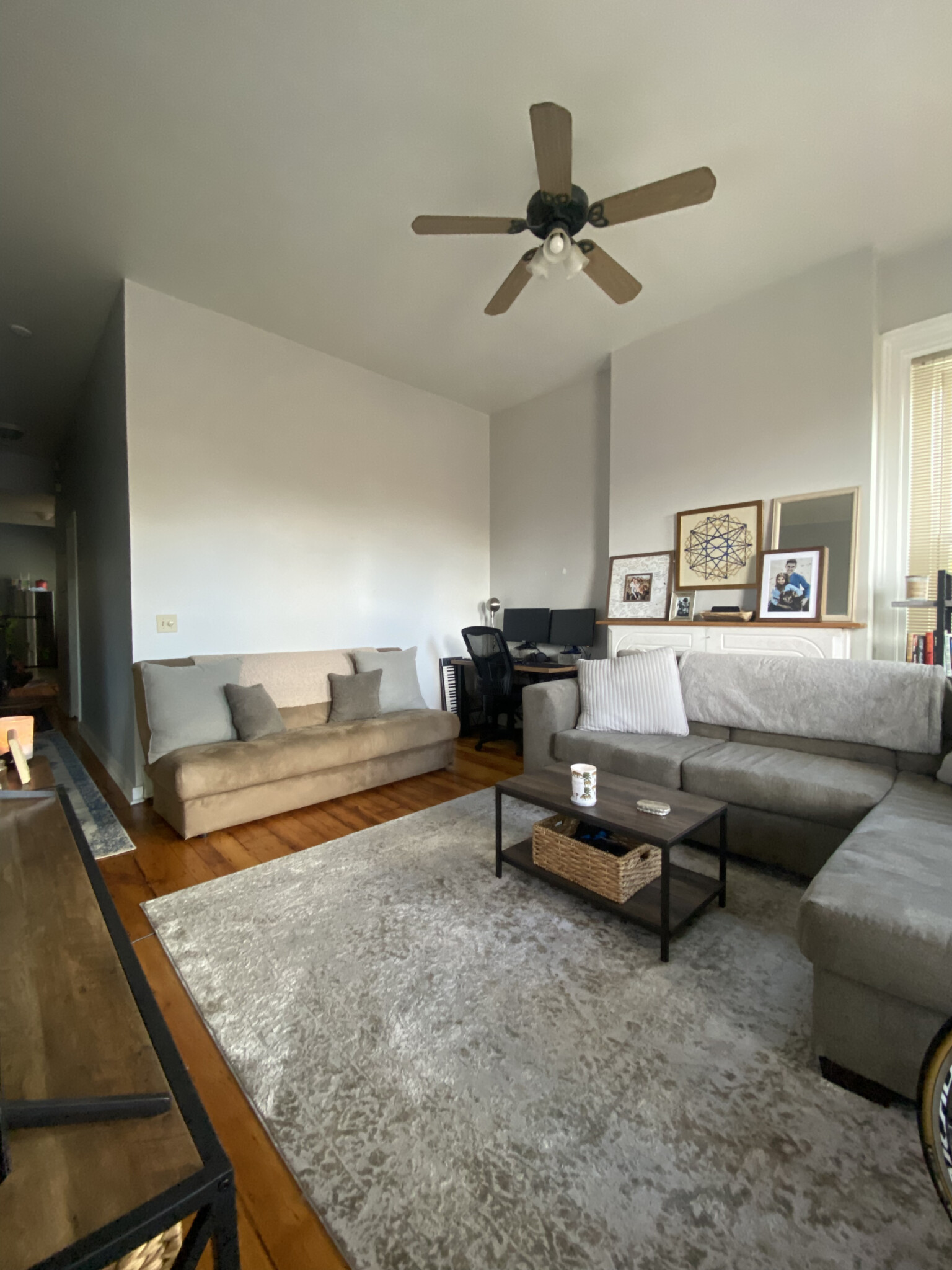 8 Centre St, Roxbury