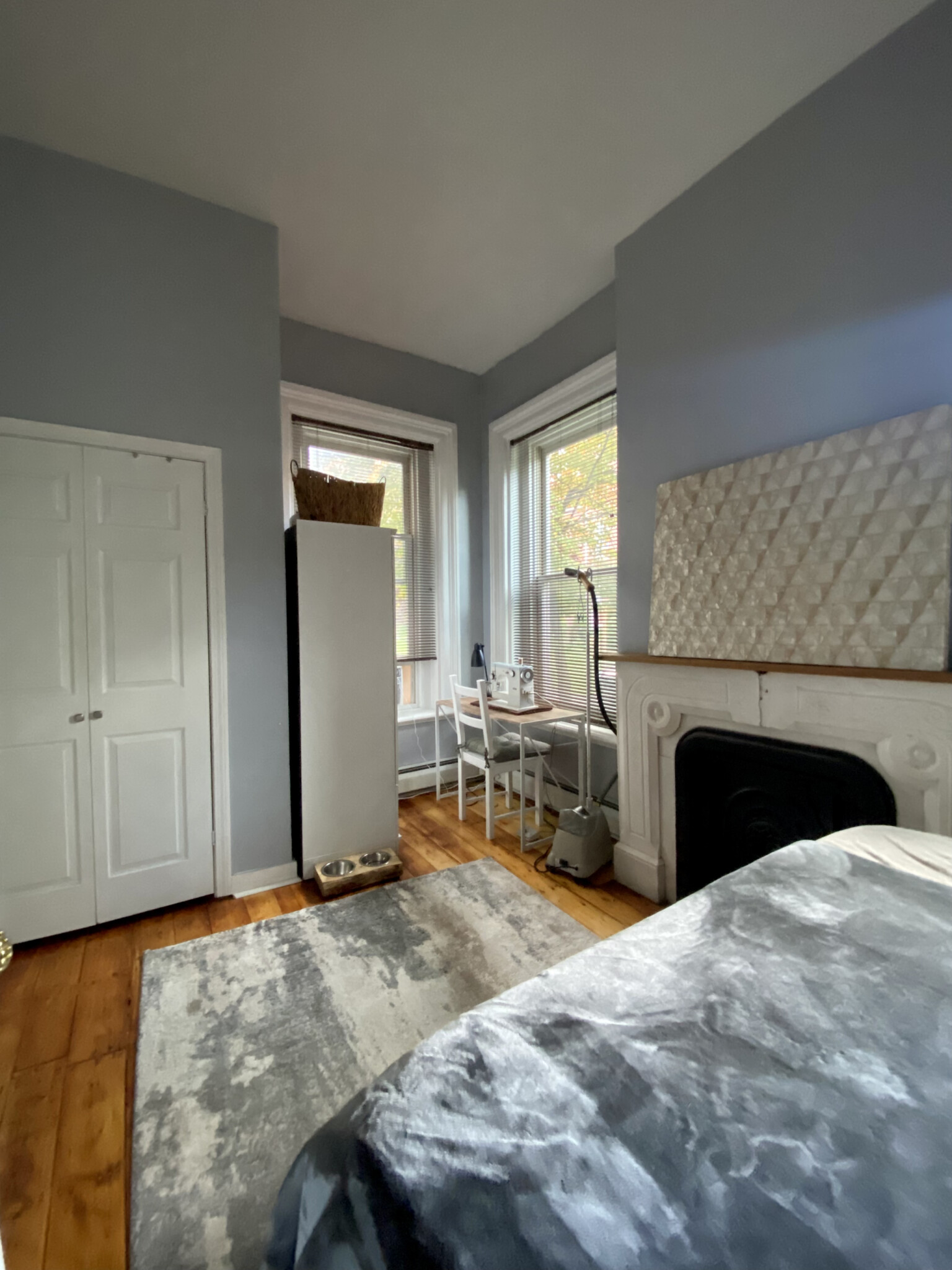 8 Centre St, Roxbury