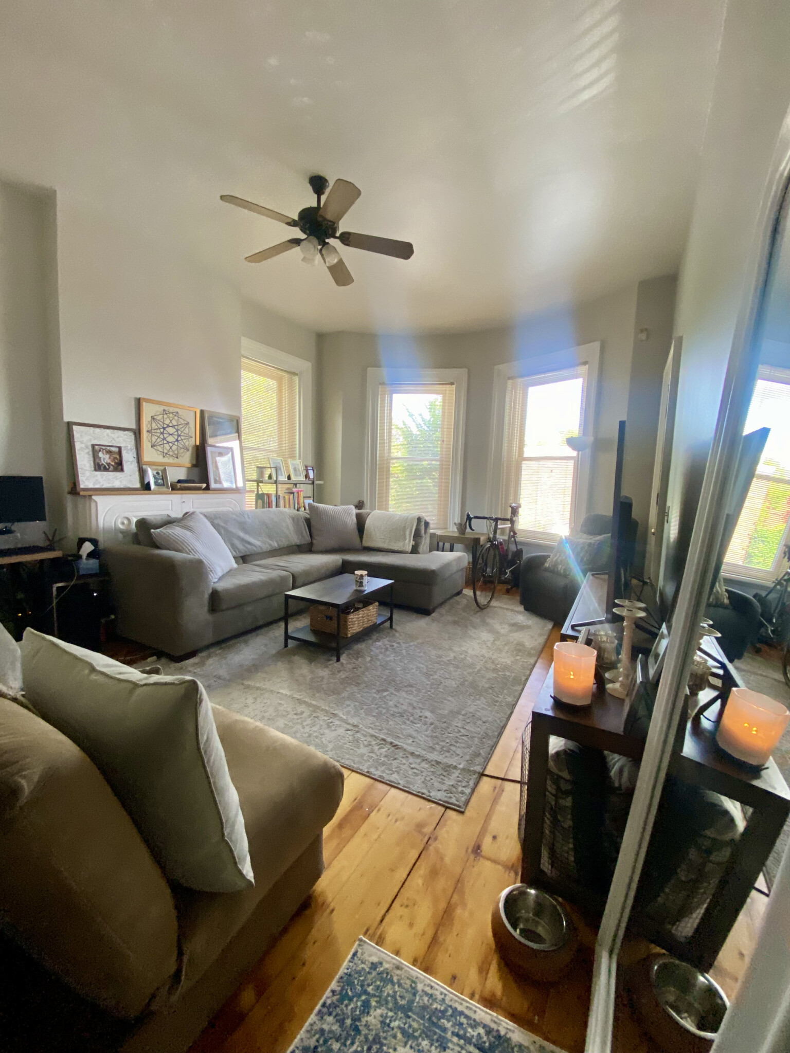 8 Centre St, Roxbury