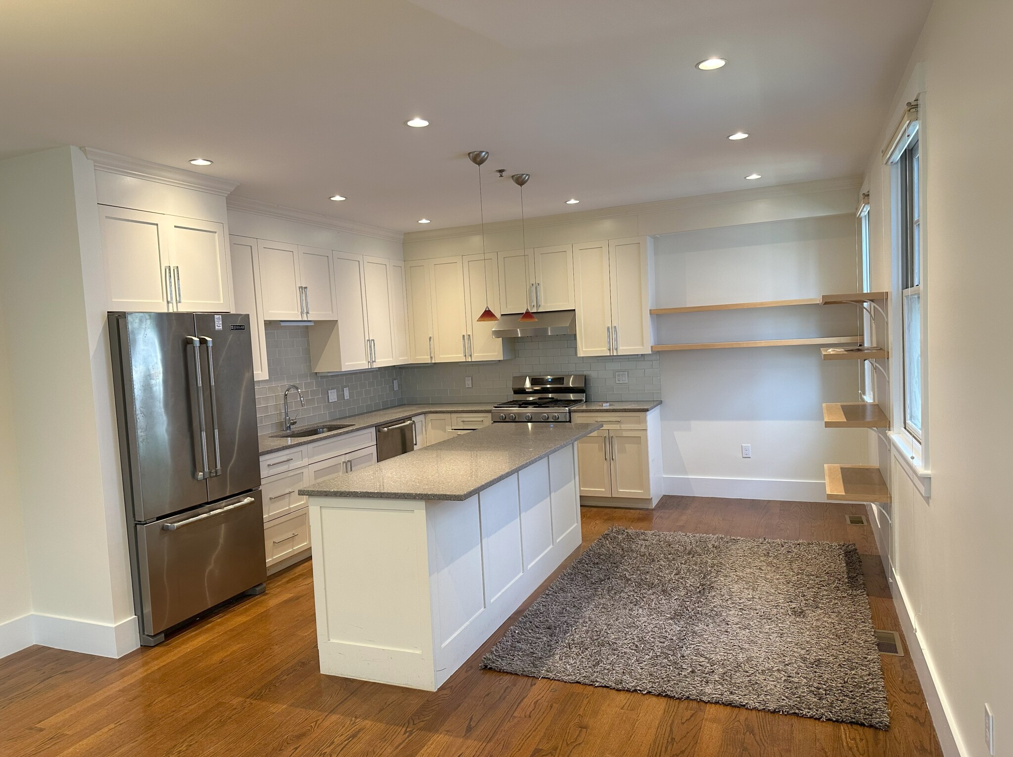 9 Montague St, Cambridgeport