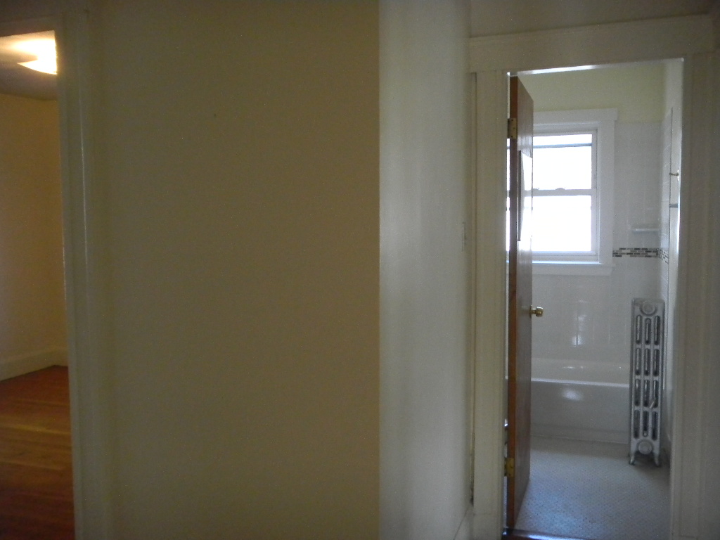 3 bed, 3 bath apartment for rent at 575 Hyde Park Ave Unit 2, Roslindale — photo 8 of 19