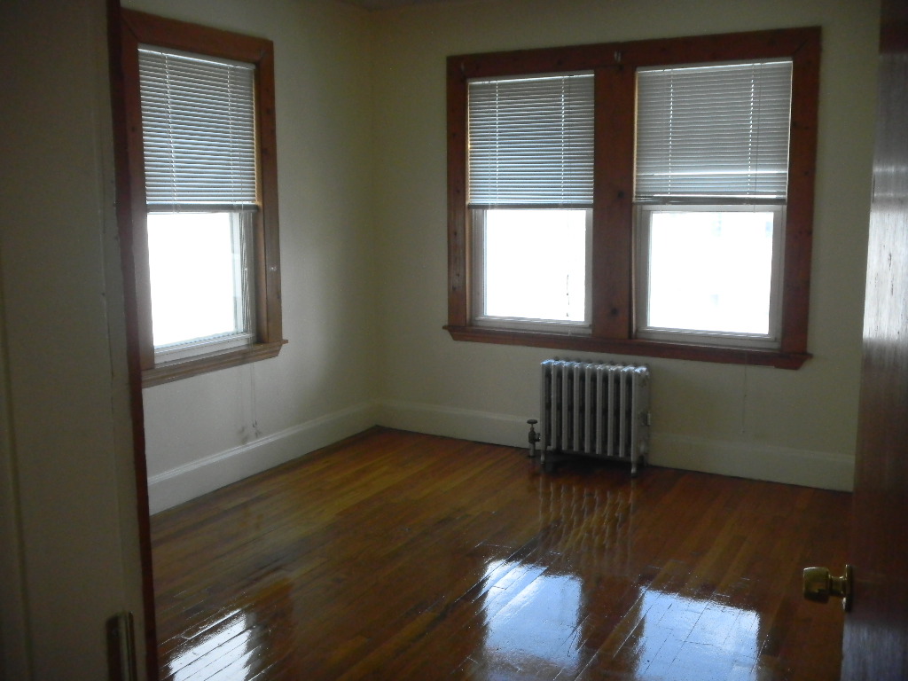 3 bed, 3 bath apartment for rent at 575 Hyde Park Ave Unit 2, Roslindale — photo 7 of 19