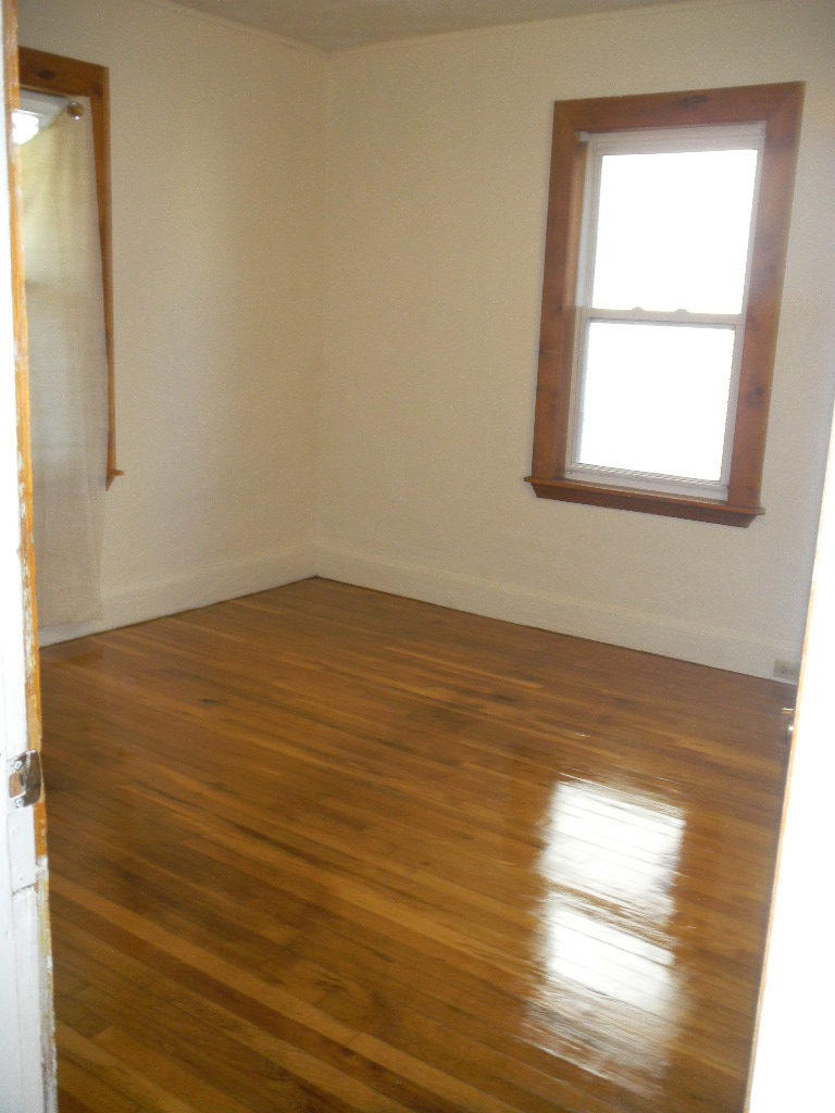 3 bed, 3 bath apartment for rent at 575 Hyde Park Ave Unit 2, Roslindale — photo 5 of 19