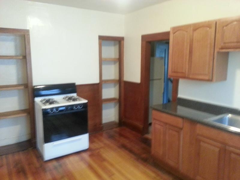 2 bed, 1 bath apartment for rent at 3965 Washington St Unit 1, Roslindale — photo 8 of 10