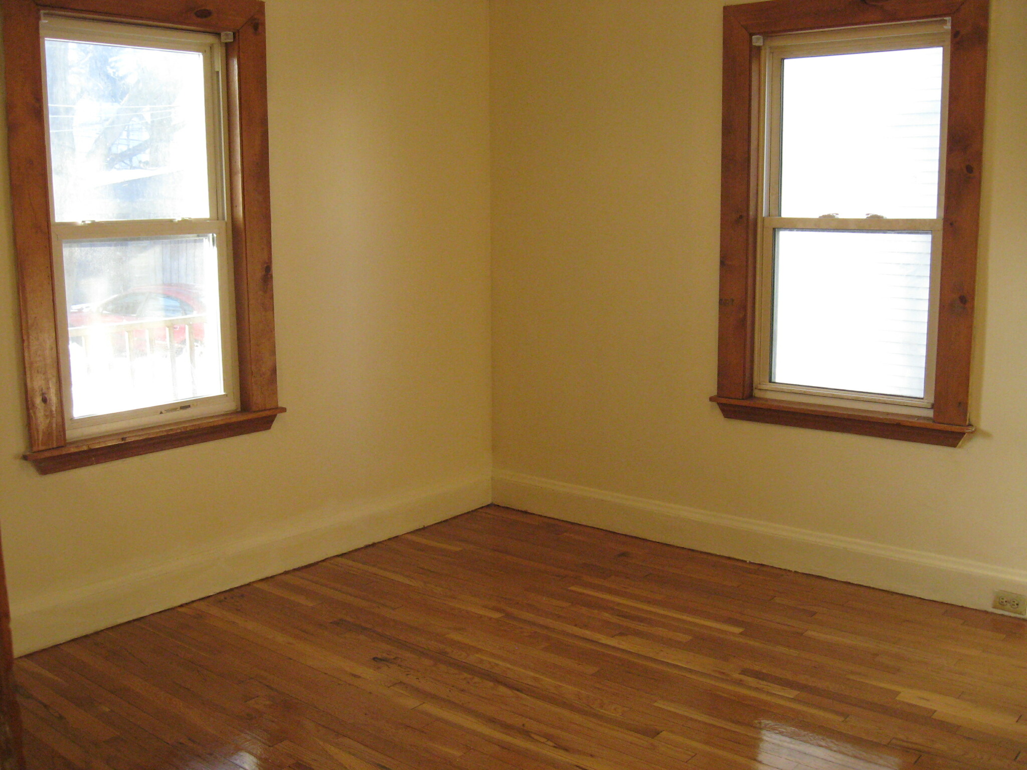 3 bed, 3 bath apartment for rent at 575 Hyde Park Ave Unit 2, Roslindale — photo 2 of 19