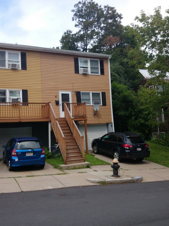 3 bed, 2 bath apartment for rent at 41 Lawn St Unit 1, Mission Hill