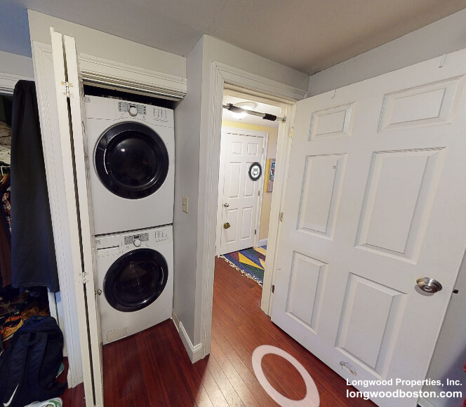 Photos of apartment on Northampton St.,Boston MA 02118
