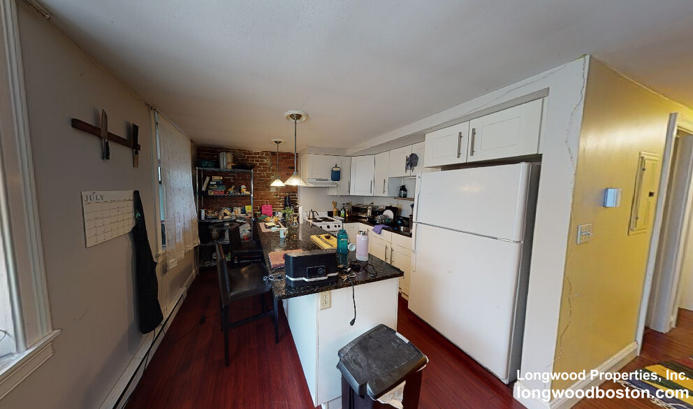 Photos of apartment on Northampton St.,Boston MA 02118