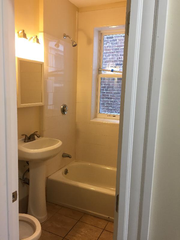 887 Huntington Ave, Mission Hill